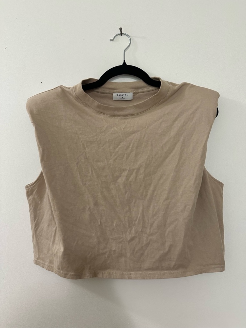 Aritzia BABATON Beige Tan Cotton Jersey Shoulder Pad Cropped T-Shirt Sz Medium